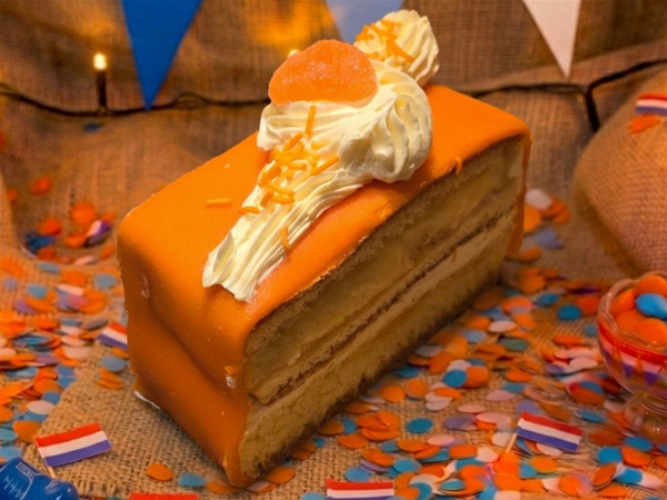 ORANJE CAKE GEBAK